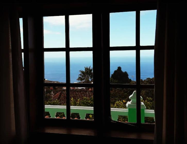 Sea And Mountain View Apartment Los Llanos De Aridane Bagian luar foto