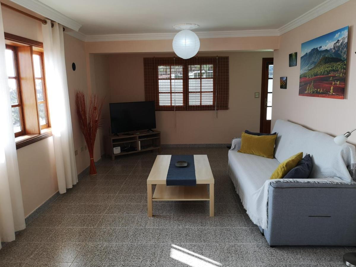 Sea And Mountain View Apartment Los Llanos De Aridane Bagian luar foto
