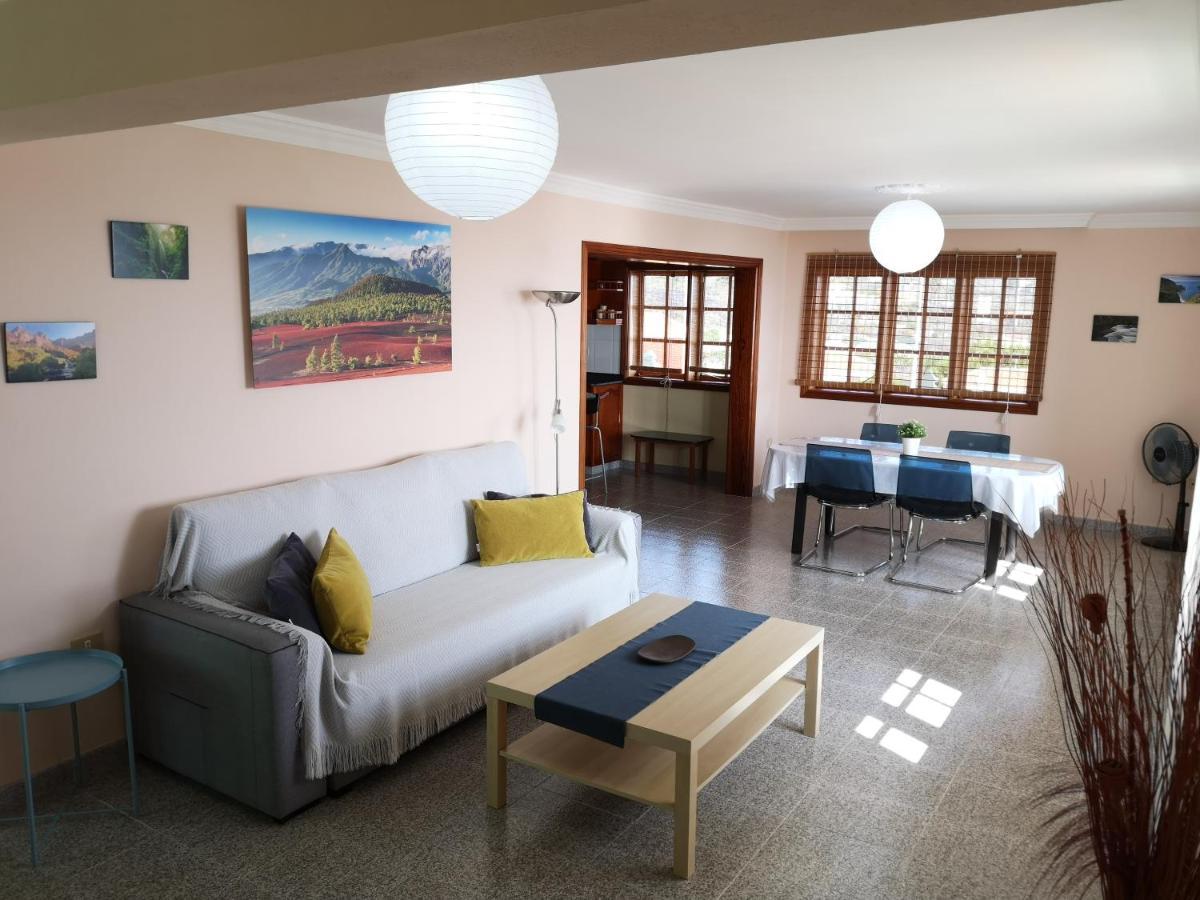 Sea And Mountain View Apartment Los Llanos De Aridane Bagian luar foto